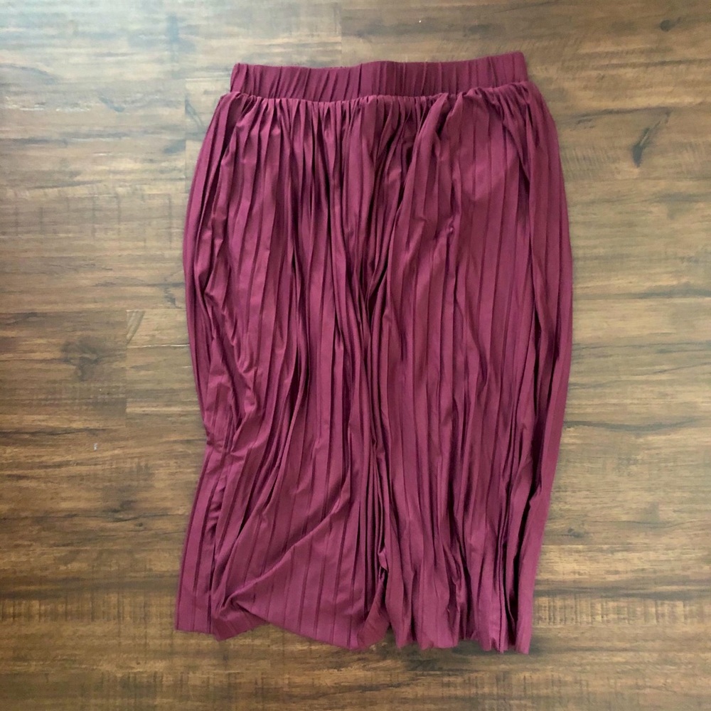 Calf length skirt